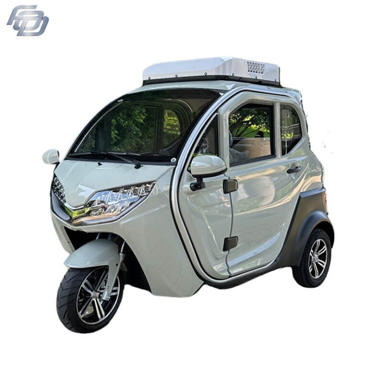 Electric tricycle factory 3000W motor 3 wheel scooter  with air condition