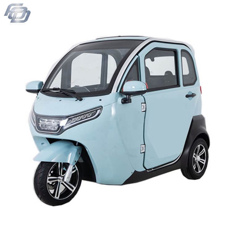 Three-wheeled electric scooter Three Wheel eTrike for adult