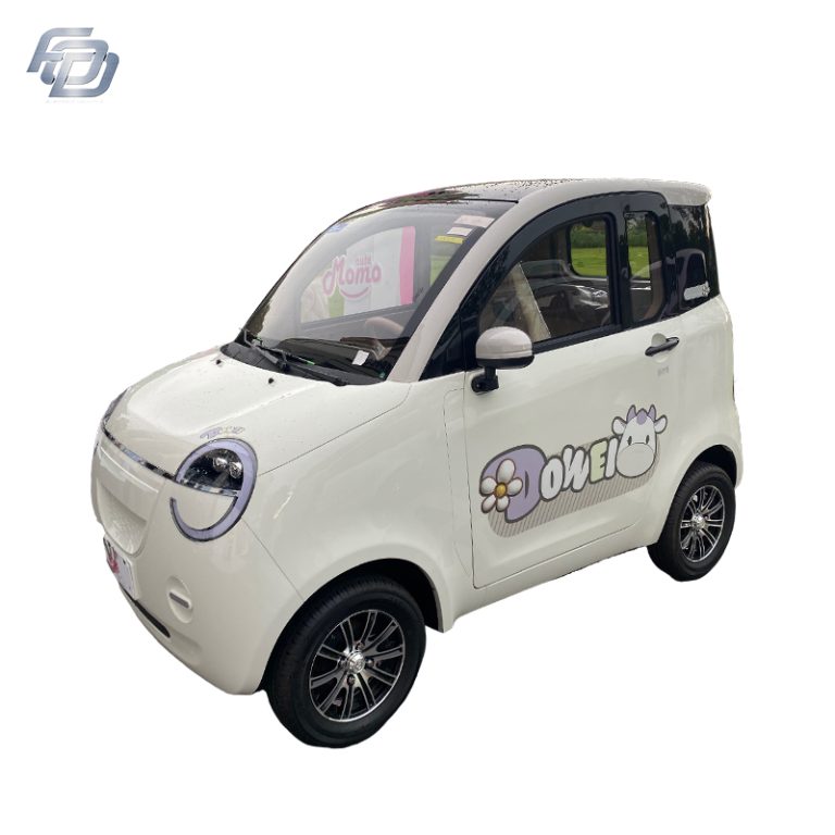 3 Door 4 Seats New Energy Car 4 Wheel Electric mini Car